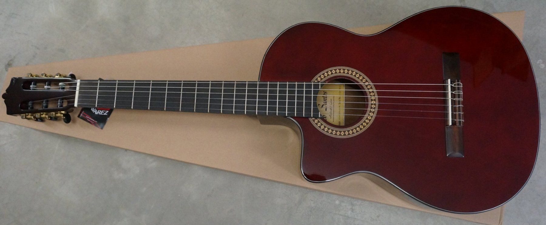 Strumenti musicali: LEFTHAND STUFF Do Santos Classical Guitar – Usato da Zofingen venduto da Rodeodeln 1