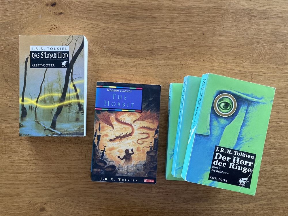 Tolkien Bücher, Herr der Ringe u.a. (Gebraucht) in Laupen BE für CHF 7 ...