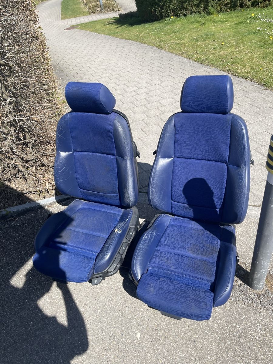 BMW Tutti pezzi di ricambio auto: BMW E36 Coupé/ Cabrio / Compackt M-Packet Sitze – Usato da Zürich venduto da E93