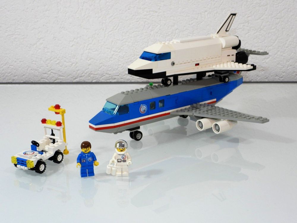 Lego space 2024 shuttle transport