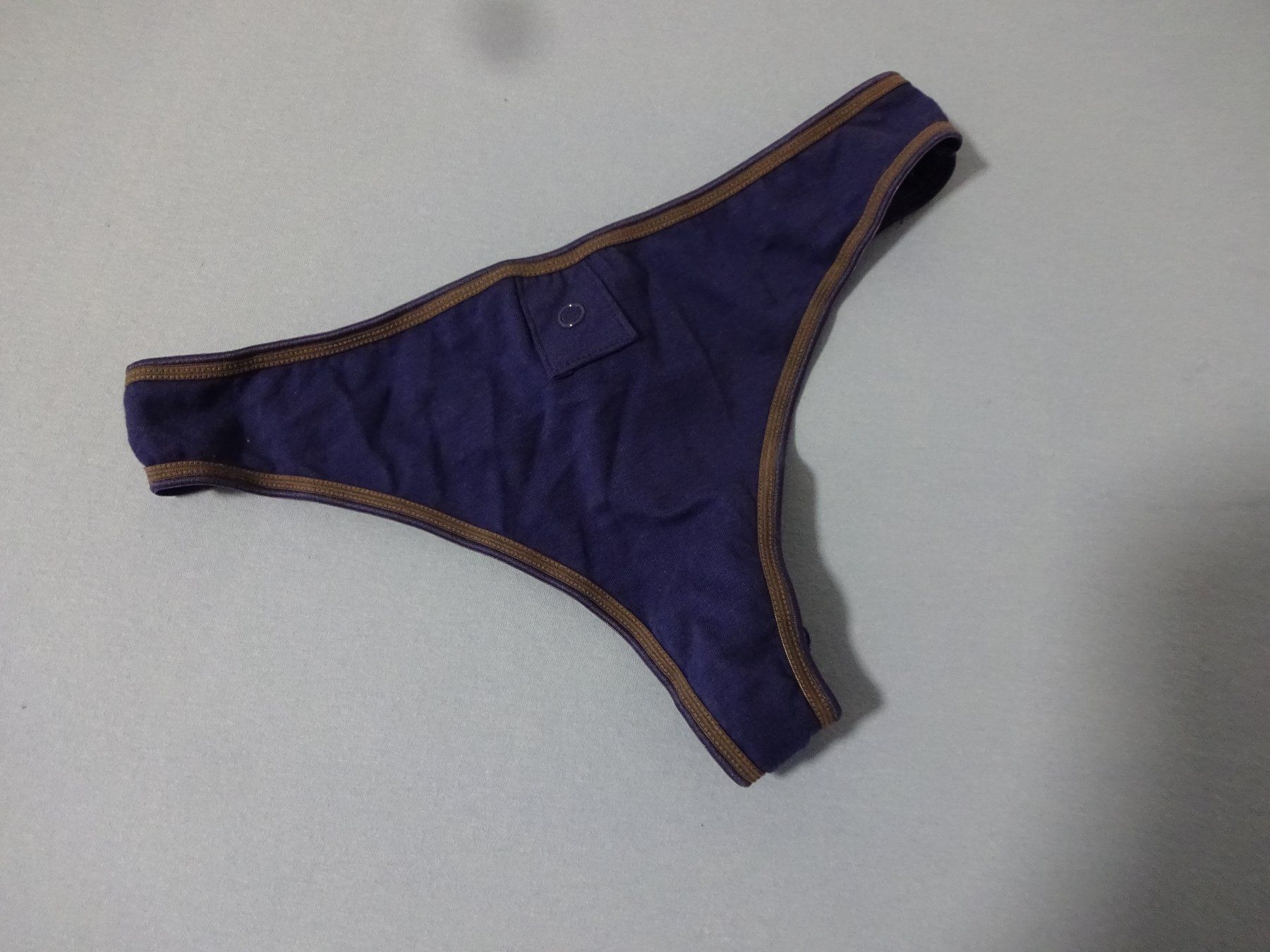 Sonstige Unterwäsche: Super String/Tanga – Neu (gemäss Beschreibung) aus Rothrist von Mistery1