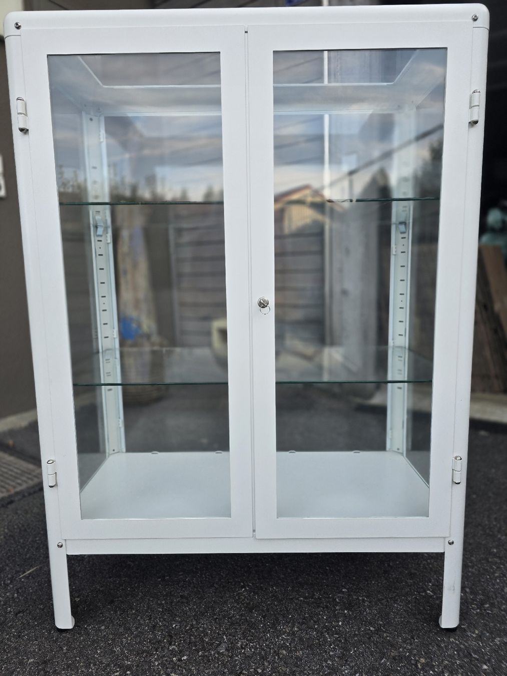 Ikea Vitrines: Vitrine weiss Ikea – D'occasion à Neunkirch par BoBo007