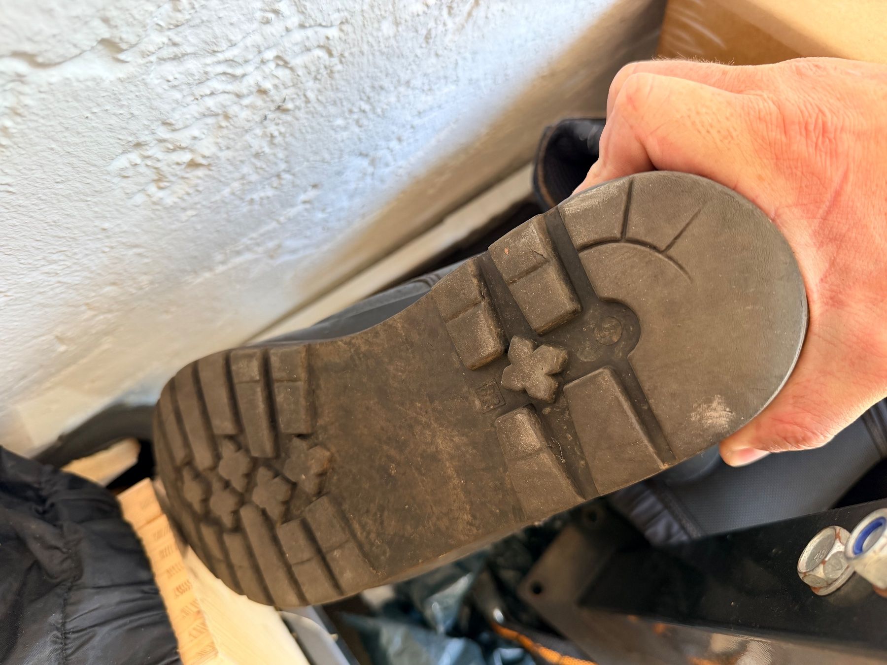 Minerva Herrenschuhe: 2x Kampfstiefel – Gebraucht aus Zürich von Minas_Moria 4