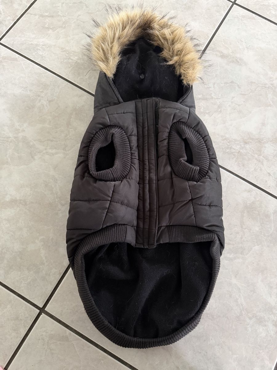 Abbigliamento: Canada Pooch Hundewintermantel – Nuovo (secondo la descrizione) da Tennwil venduto da Zenayda 2