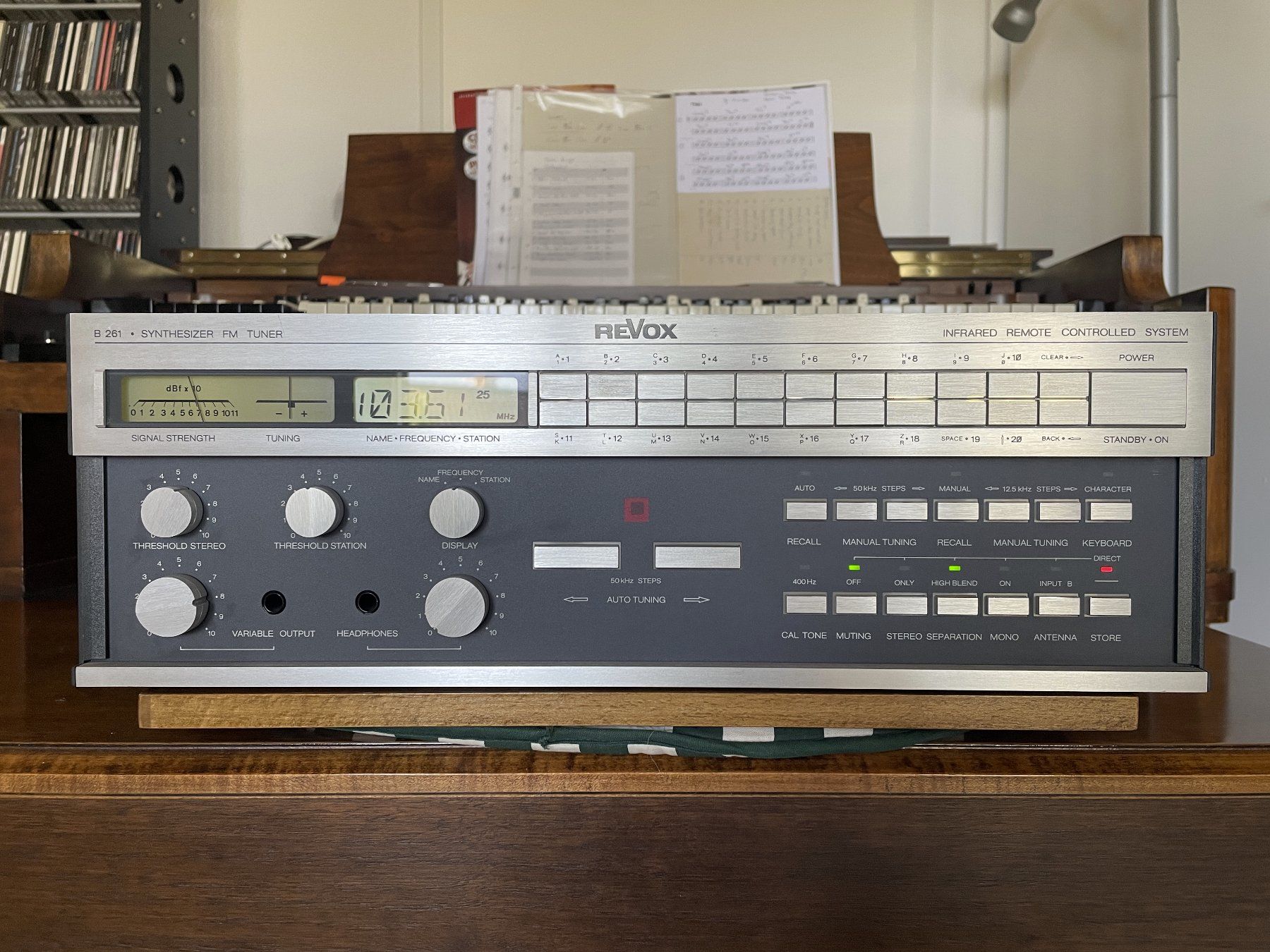 Revox Receiver: Revox Tuner B261 – Gebraucht aus Herbligen von Clancy5