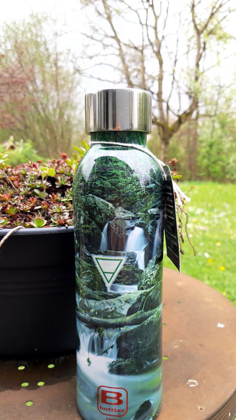 Borracce & Thermos: Bugatti - Trinkflasche (neu!) – Nuovo e nell'imballaggio originale da Kirchberg BE venduto da CZ09