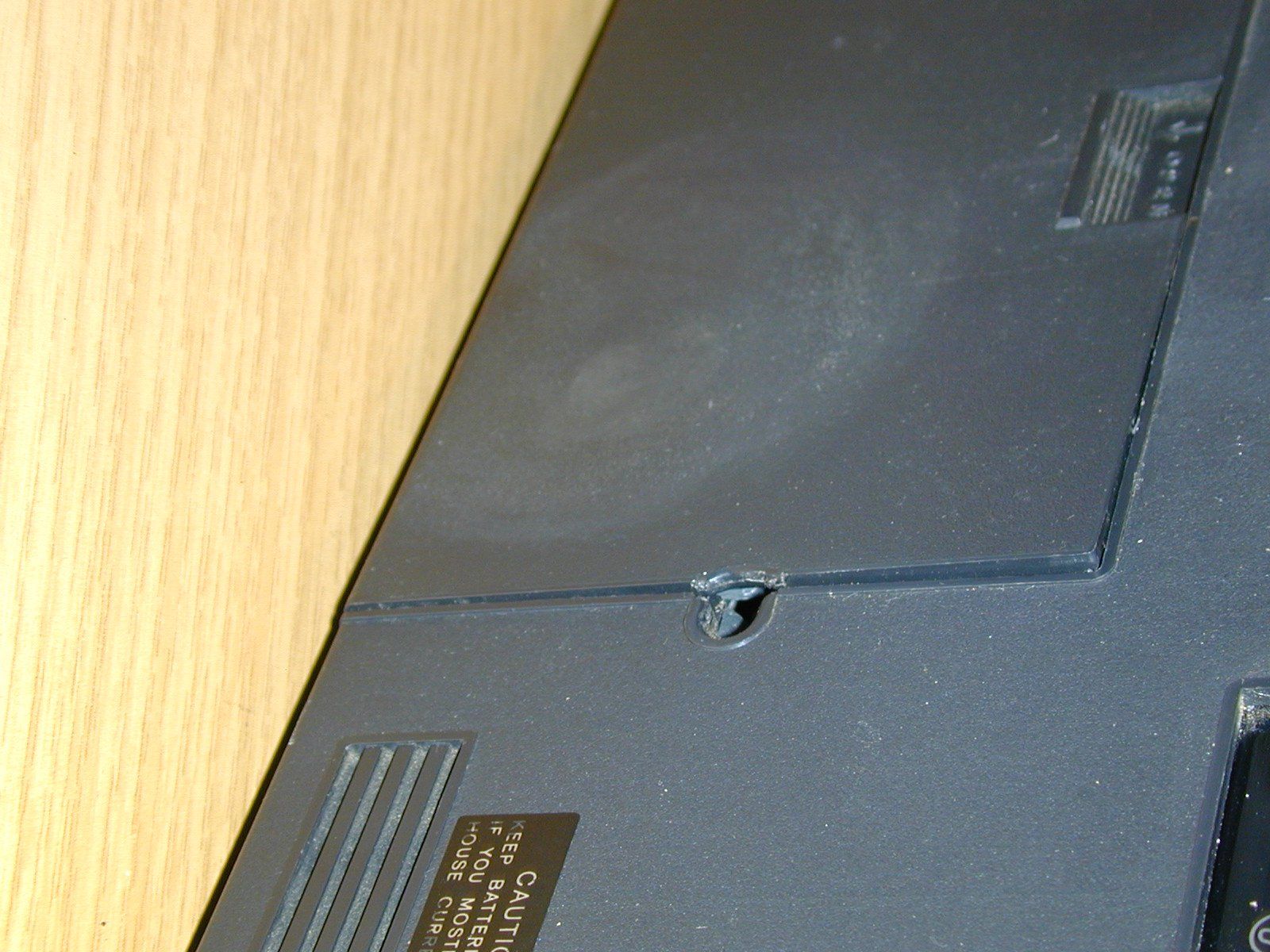Sony Radio: SONY Weltempfänger Solid State Mod. TR 1300 SAMMLERSTÜCK – Usato da Oberursel venduto da swinger-ecki 8