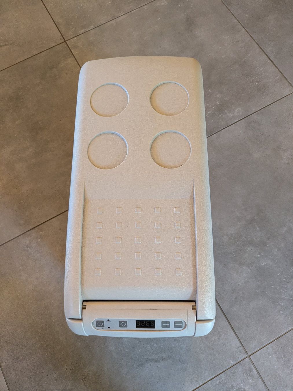Dometic Frigoriferi & Refrigeratori: Dometic CF26 – Usato da Prez-Vers-Siviriez venduto da ollie79 4