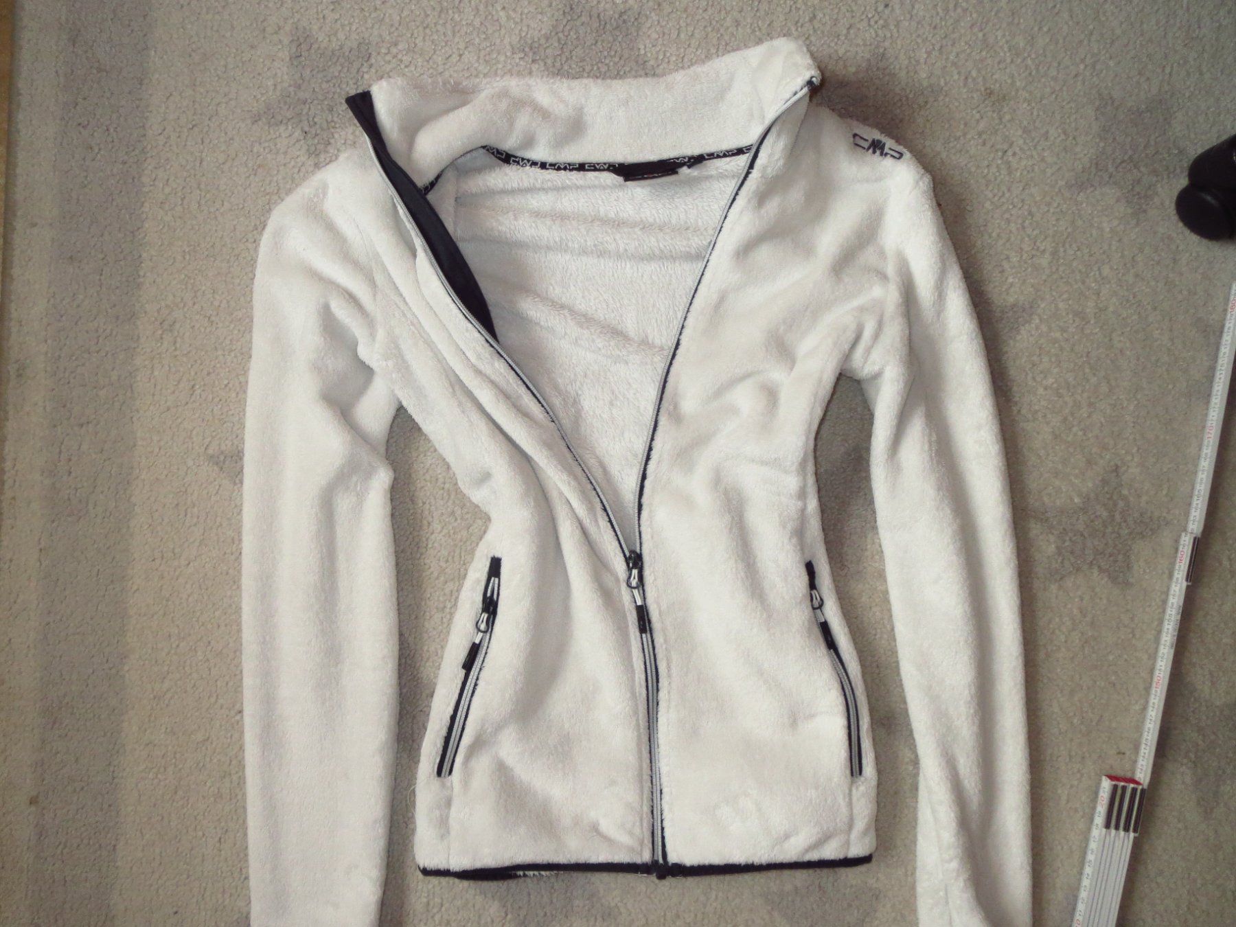 CMP Giacche: kuschelige CMP Damen Fleece Jacke Gr 40/ M – Usato da Kiental venduto da Anna8702 1