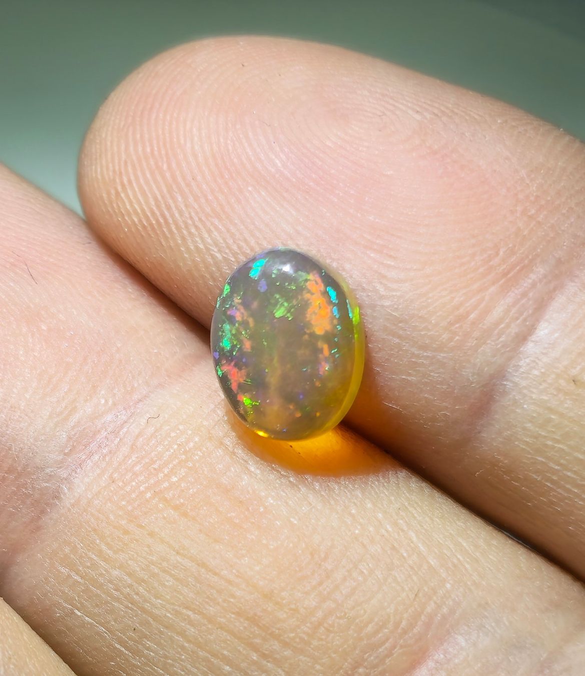 Pierres précieuses: Opal mit Schönem  Ovalem Schliff 1.20ct – Neuf (Voir description) à Schaffhausen par SahinGems 5