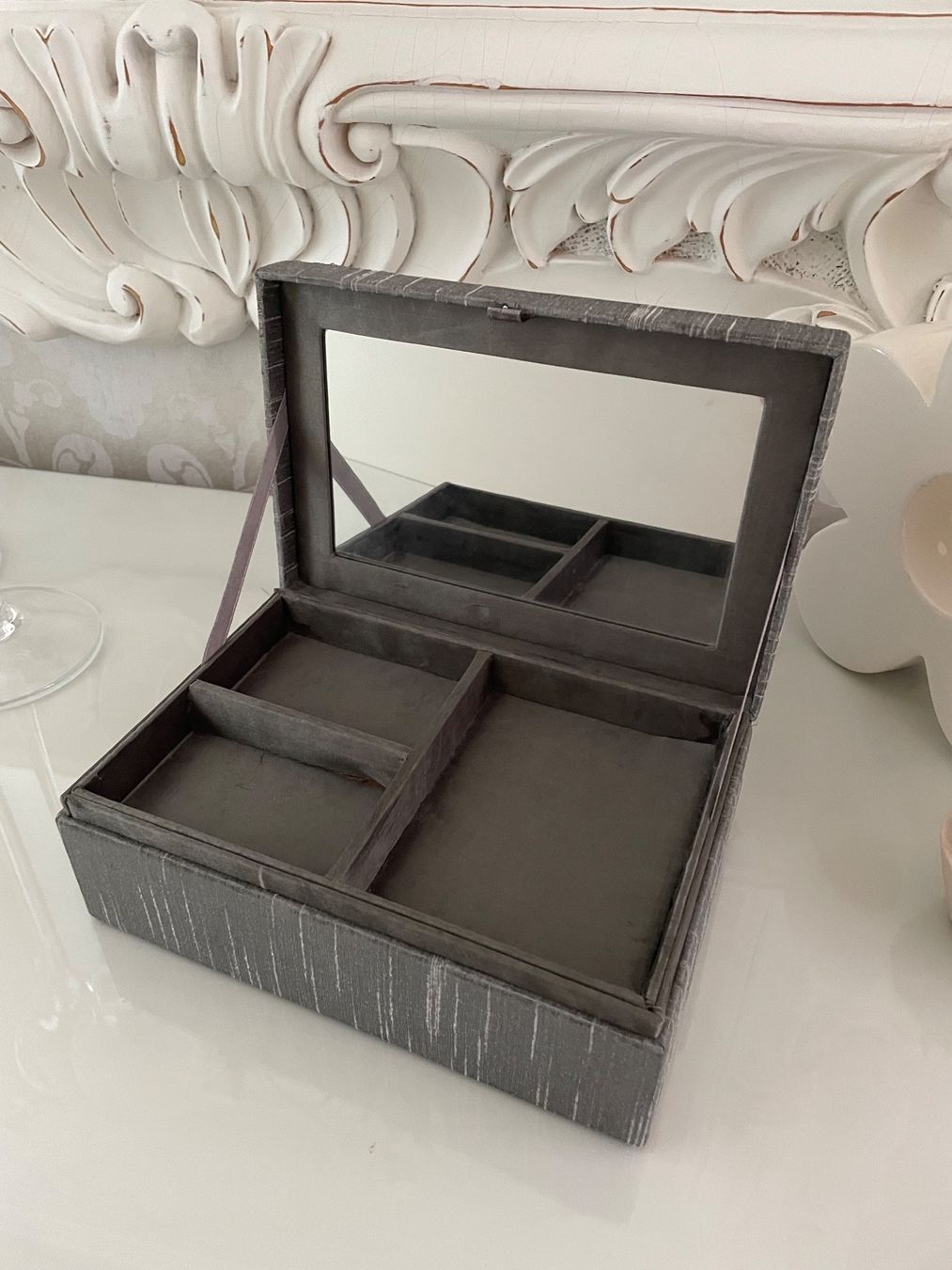Coffrets à bijoux: Schmuckbox – D'occasion à Vaduz par GiuliaSu
