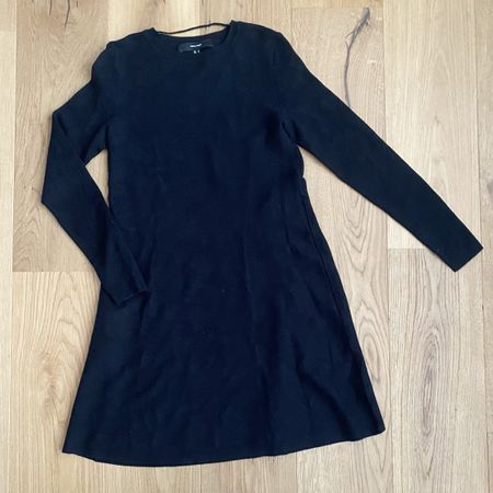 Schwarzes Vero Moda Kleid, Grösse S, perfekt für den Herbst!