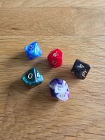 D&D Würfel Set blau, rot, schwarz, grün, lila 