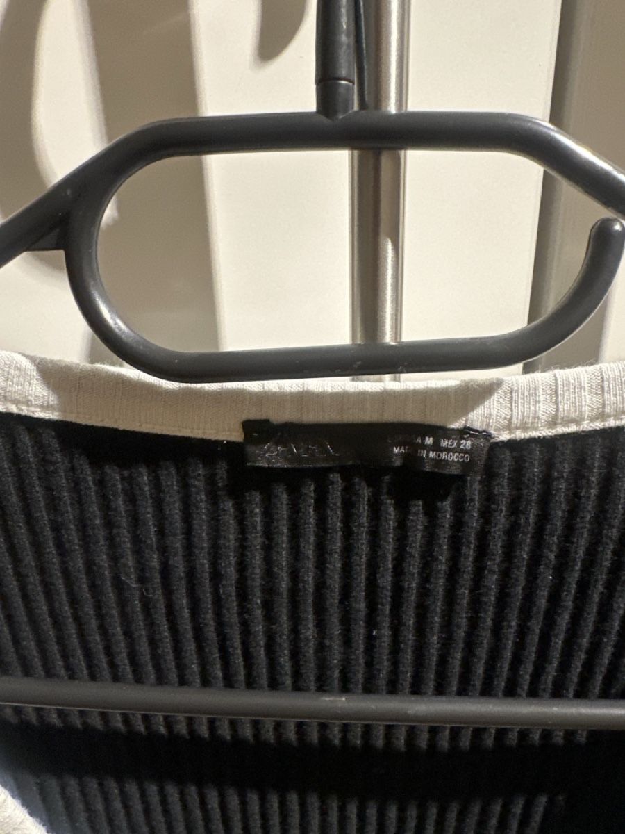 Zara Pullover & Sweatshirts: Zara Langarmshirt – Gebraucht aus Zürich von sommer121 1