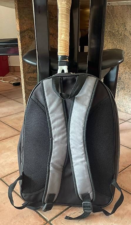 Wilson Zaini: Wilson Tennis Rucksack – Usato da Zürich venduto da jasisl 2