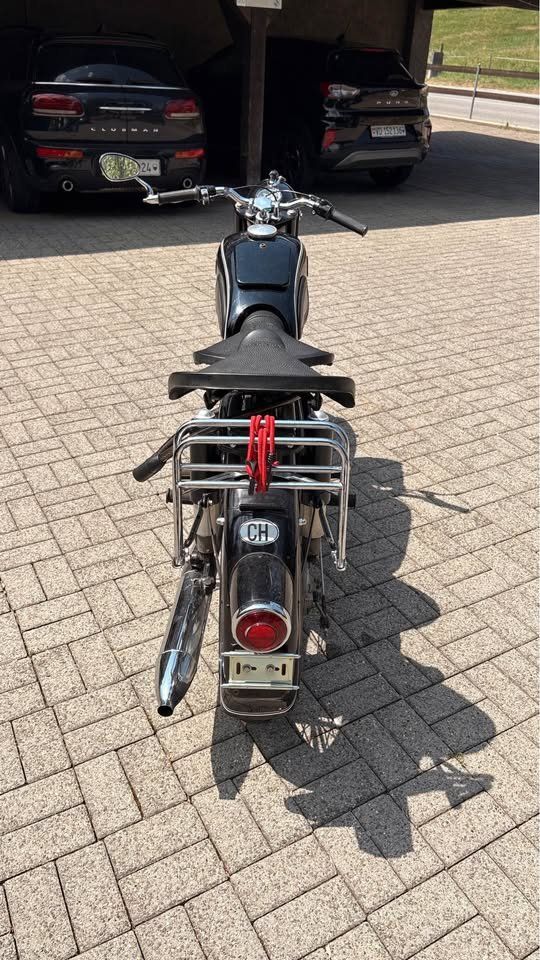BMW Strasse: BMW R27 – Gebraucht aus Corsier-sur-Vevey von BussardS 4