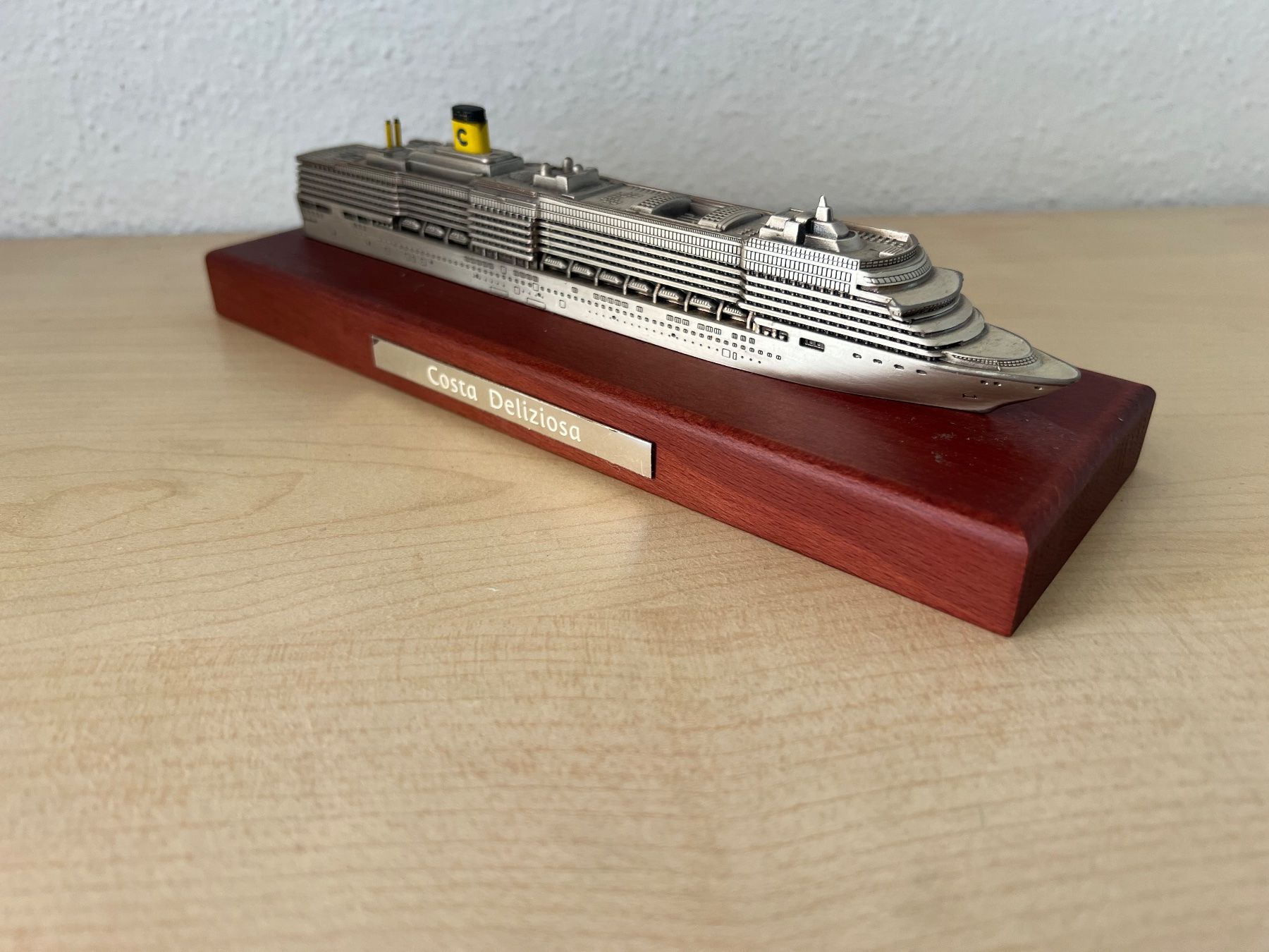 Kit di modellismo & Modellini statici: Modellschiff Costa Deliziosa – Nuovo (secondo la descrizione) da frauenfeld venduto da tia01 1