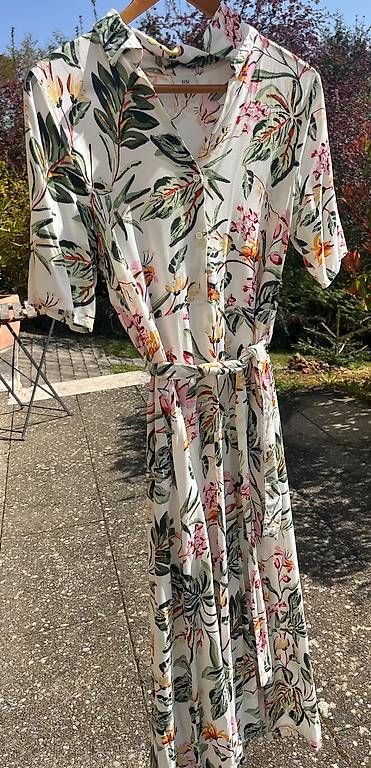 Kleider: JDY only Blusenkleid, Gr S – Gebraucht aus Thayngen von buermann 1