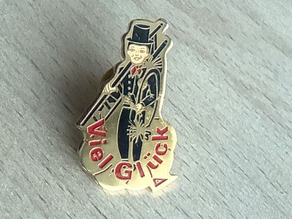 Pin Viel Glück (Gebraucht) in Glattbrugg für CHF 1 – mit Lieferung auf ...