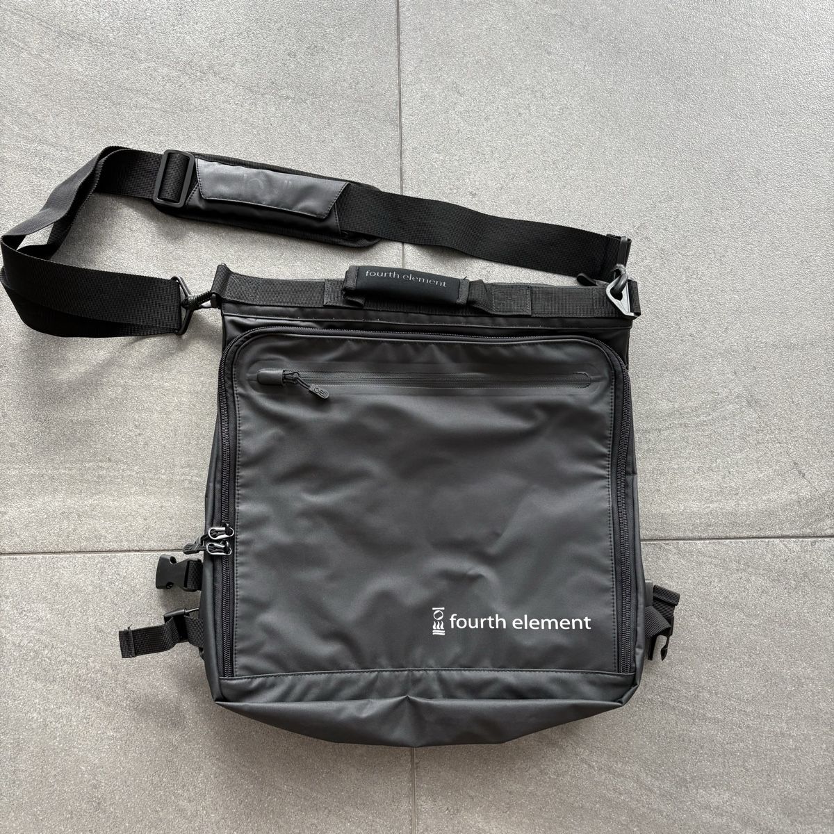 Borse: FOURTH ELEMENT REMORA FLIGHT BAG new – Nuovo (secondo la descrizione) da Pully venduto da Sell_it_all 2