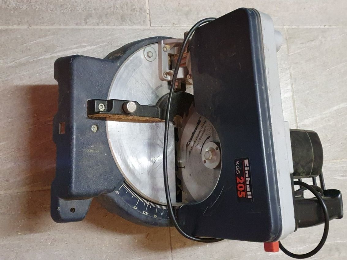 Einhell Tutti gli attrezzi: Kapp und Gehrungssäge Kabel – Usato da Läufelfingen venduto da jac_vp95
