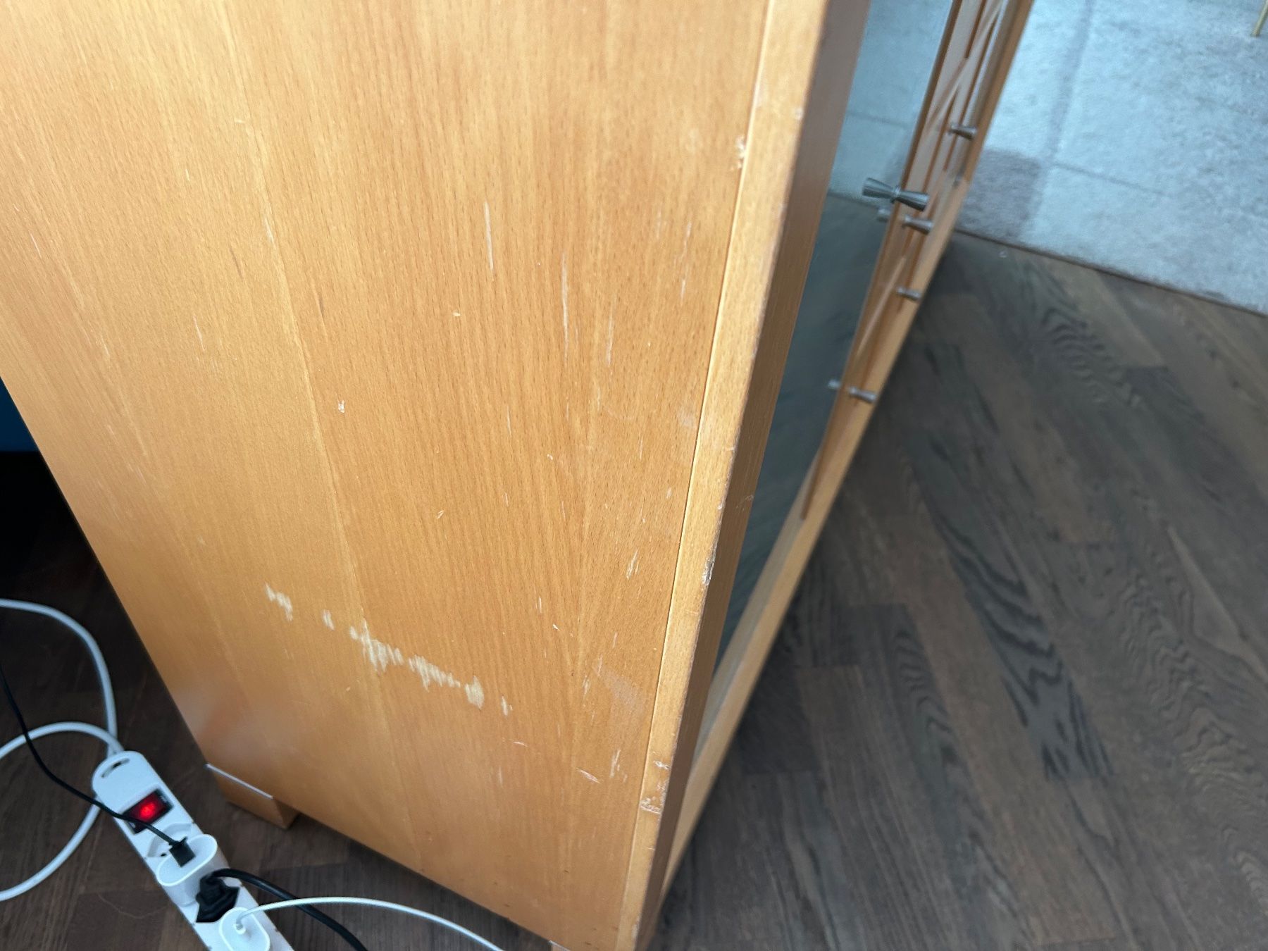 Kommoden: Sideboard Holz hell mit Glastüren – Gebraucht aus Zürich von cla_nxc9 3