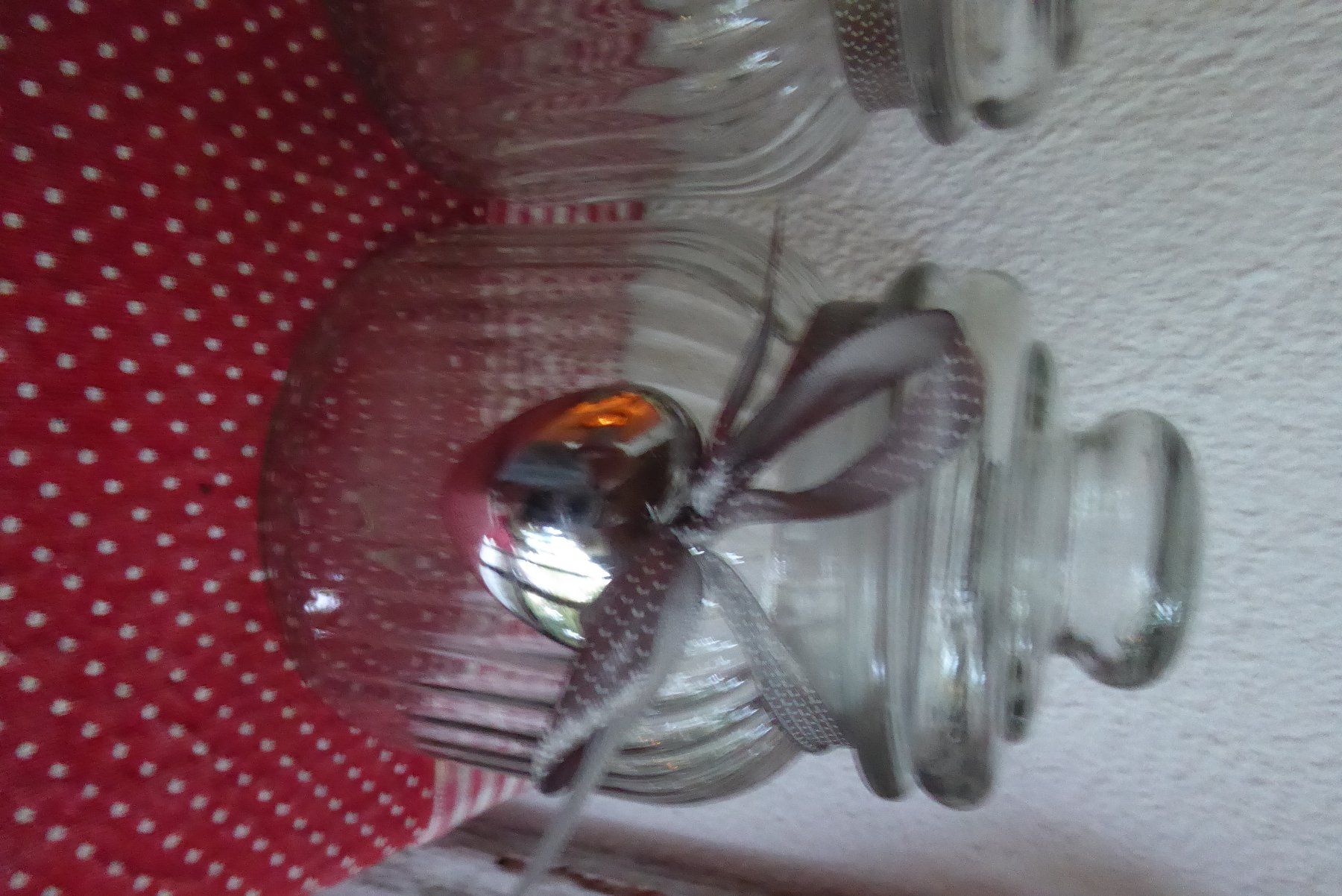 Tutte le decorazioni: 2 Vintage Gläser mit Deckel Glas – Usato da Sargans venduto da Benziner 3