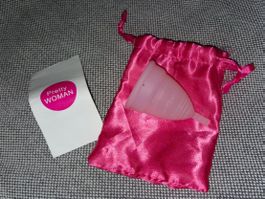 Menstruationstasse "Pretty Woman" - Neu und ungebraucht!