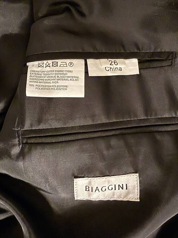 Completi, tute sportive e funzionali: Eleganter Blazer schwarz  – Usato da Wädenswil venduto da dom_pz5d 2