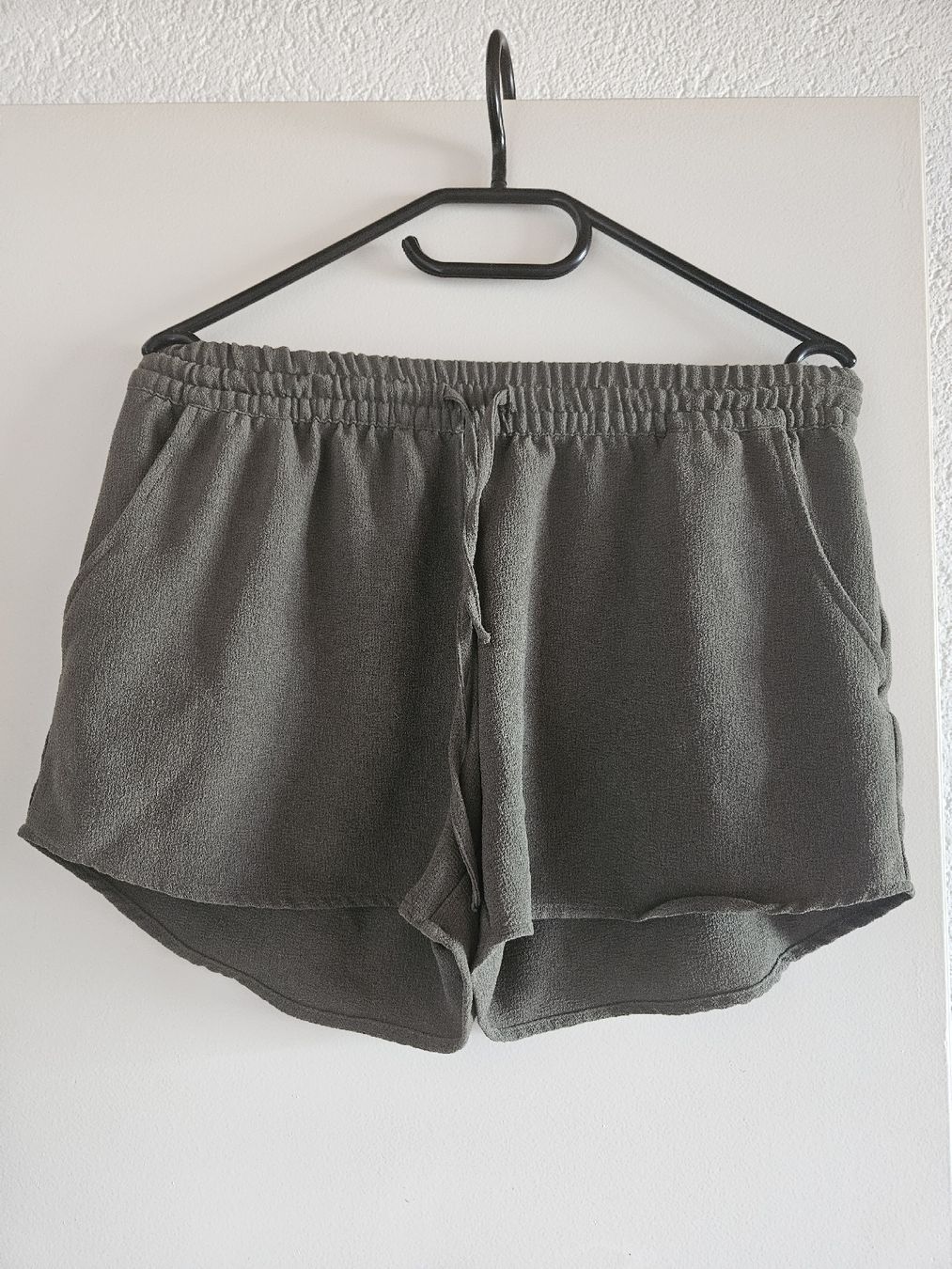 Only Pantaloni: Petit Short – Usato da Fontenais venduto da zizatie