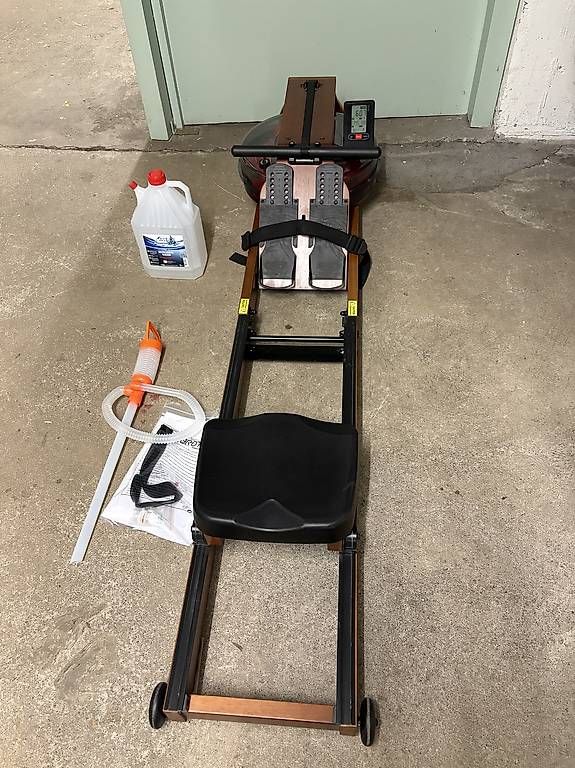 Hometrainer: Wasserrudergerät – Usato da Laax GR 2 venduto da vallesva