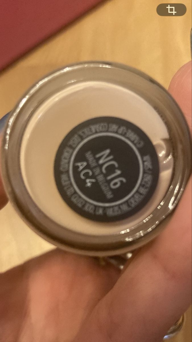Mac Cosmetics Make-up: Fond de teint MAC – Nuovo e nell'imballaggio originale da Biel/Bienne venduto da gossipgirl02 4