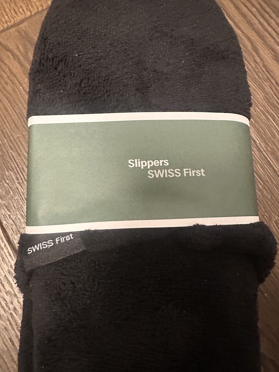 Chaussures hommes: Swiss First Slippers Gr L – Neuf avec emballage d'origine à Büren SO par Nico59 1
