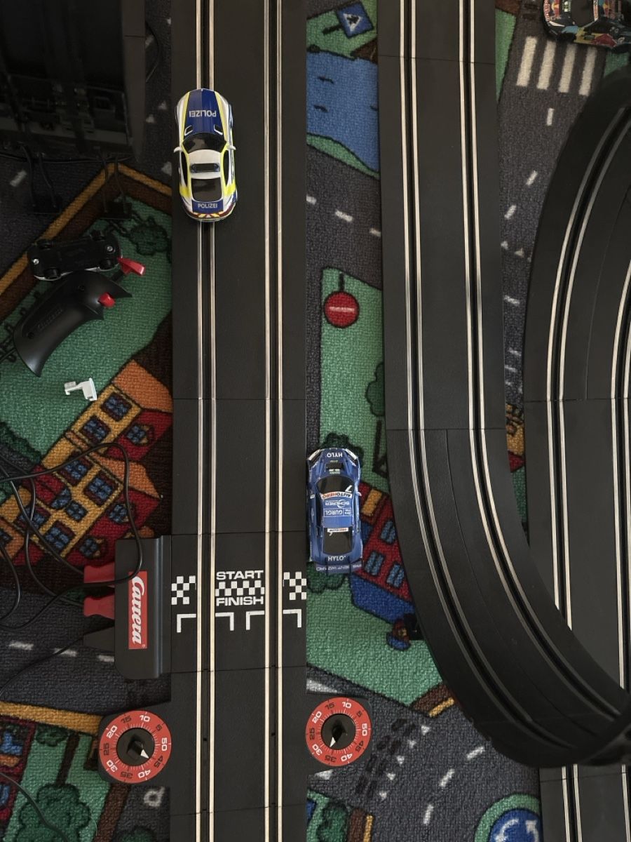 Carrera Rennbahnen: Carrera GO!!! Rennbahn Set High Speed Showdown – Gebraucht aus Au SG von ngashi 1