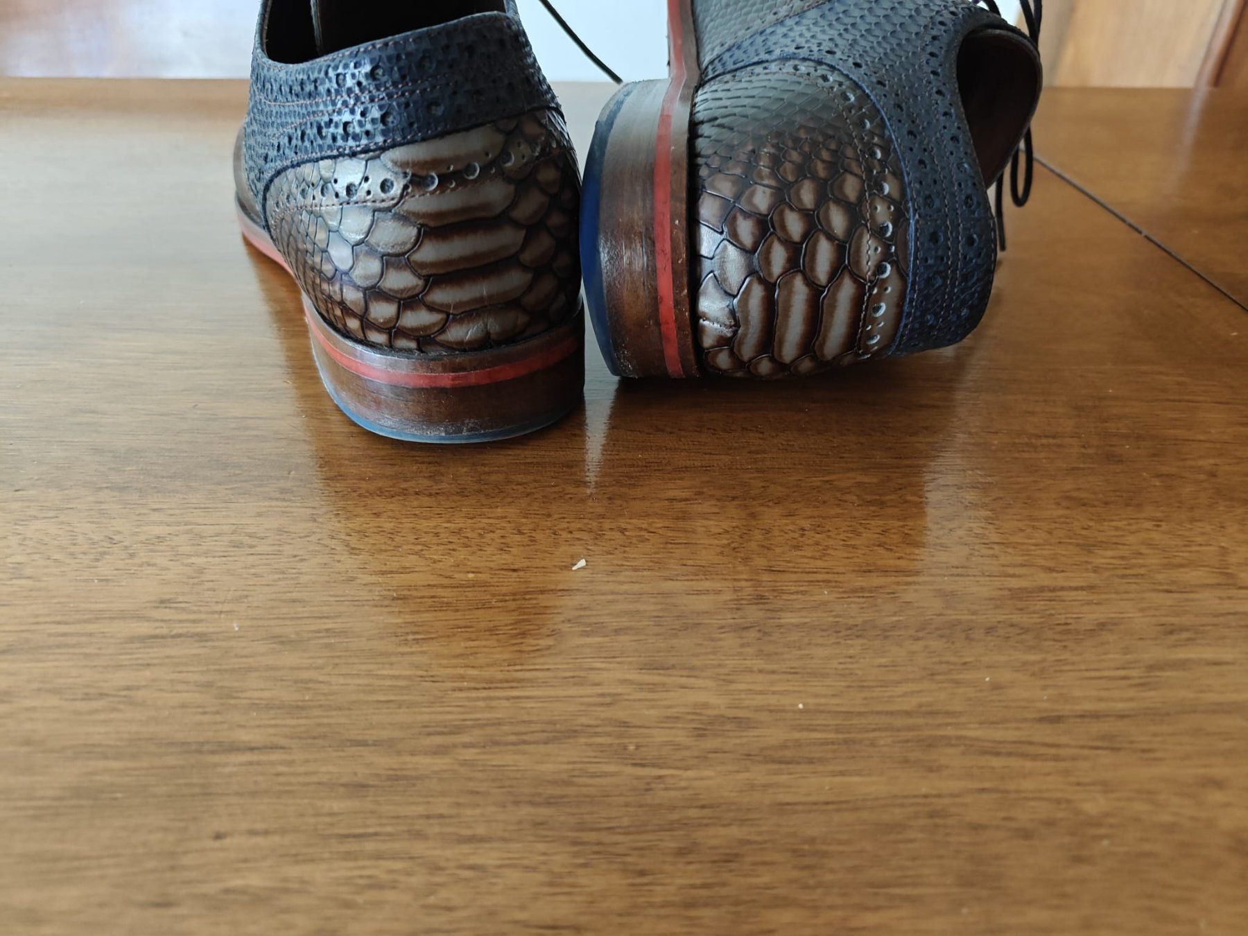 Scarpe da uomo: Chaussures/Schuhe FLORIS VAN BOMMEL Pointure/Grösse : 44 – Usato da Féchy venduto da piter1 2