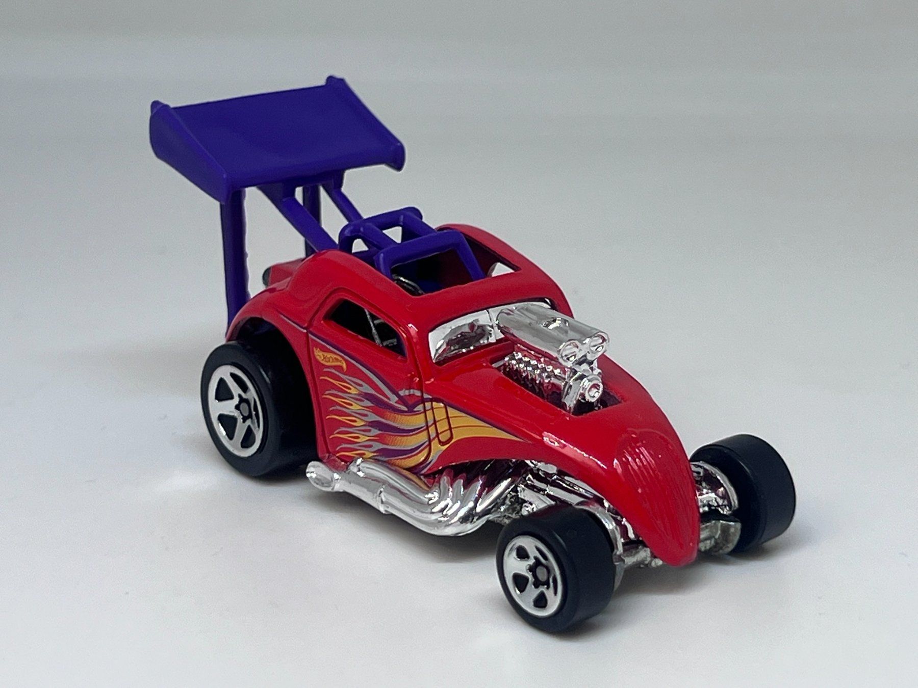 Hot Wheels Modellini d'auto: Hot Wheels Fiat 500C #452 – Usato da Wildegg venduto da LaaBoutique