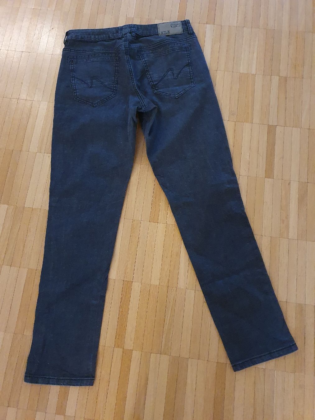 Nile Hosen: 2 Nile Hosen – Gebraucht aus Laufenburg von megane1959 2