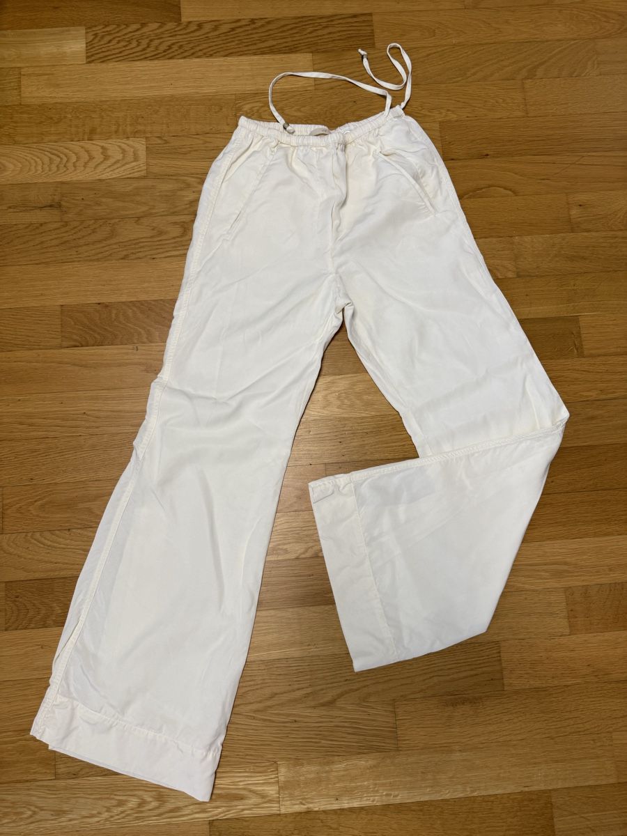 H&M Hosen: NEU Hose Offwhite Grösse XS Oversized H&M – Neu (gemäss Beschreibung) aus Zug von MC2CC