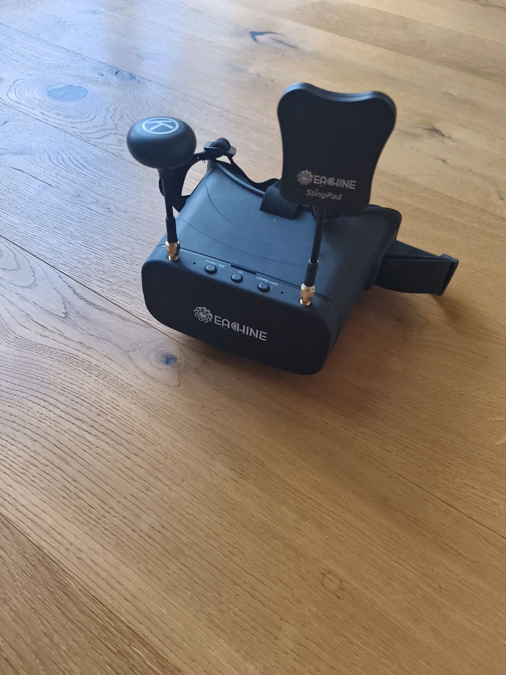 Eachine Casco VR: FPV Brille Eachine EV 800DM FPV Goggles – Nuovo (secondo la descrizione) da Kriessern venduto da luc_6cbd 1