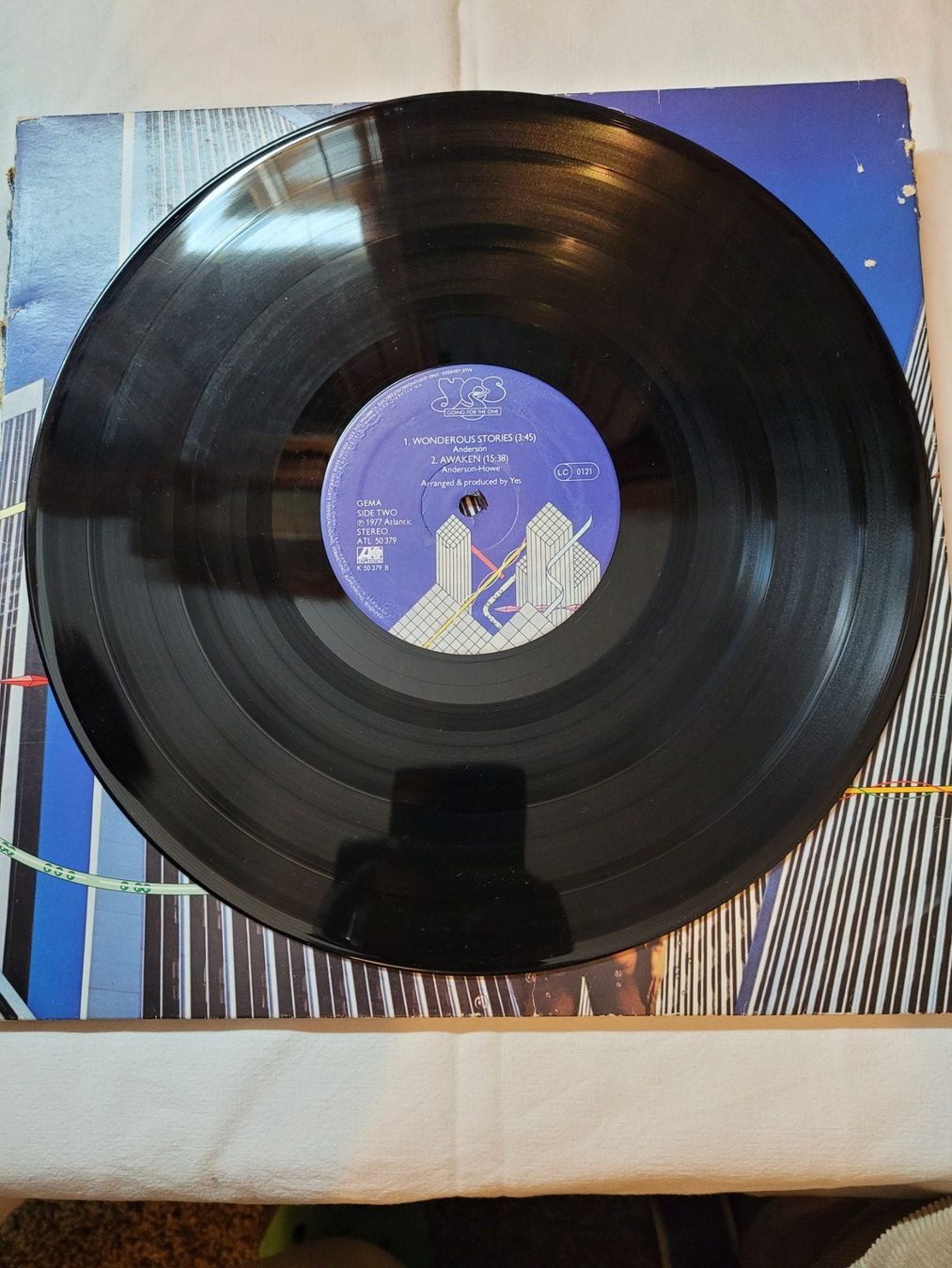 Dischi in vinile: Vinyle YES Going for the One – Usato da La Chaux-de-Fonds venduto da reu_kx5l 6