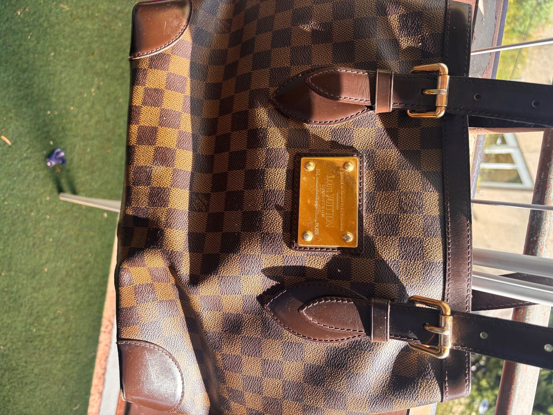 Louis Vuitton Sacs femmes: Sac Vuitton damier – D'occasion à Lausanne par LULU21