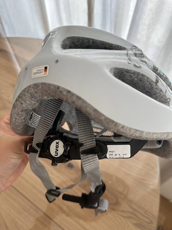 Helme: Uvex Velo Helm Gr. 52-57cm – Gebraucht aus St. Gallen von ako_6wcl 4