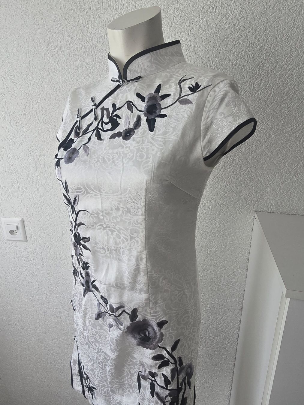 Kleider: Robe style  "Chinoise" T- S – Neu (gemäss Beschreibung) aus Les Verrières von kitel79 5