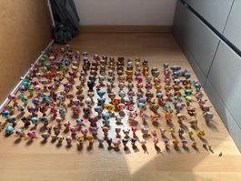 Lot de 4 kilos de petshop valeur : 2000fr