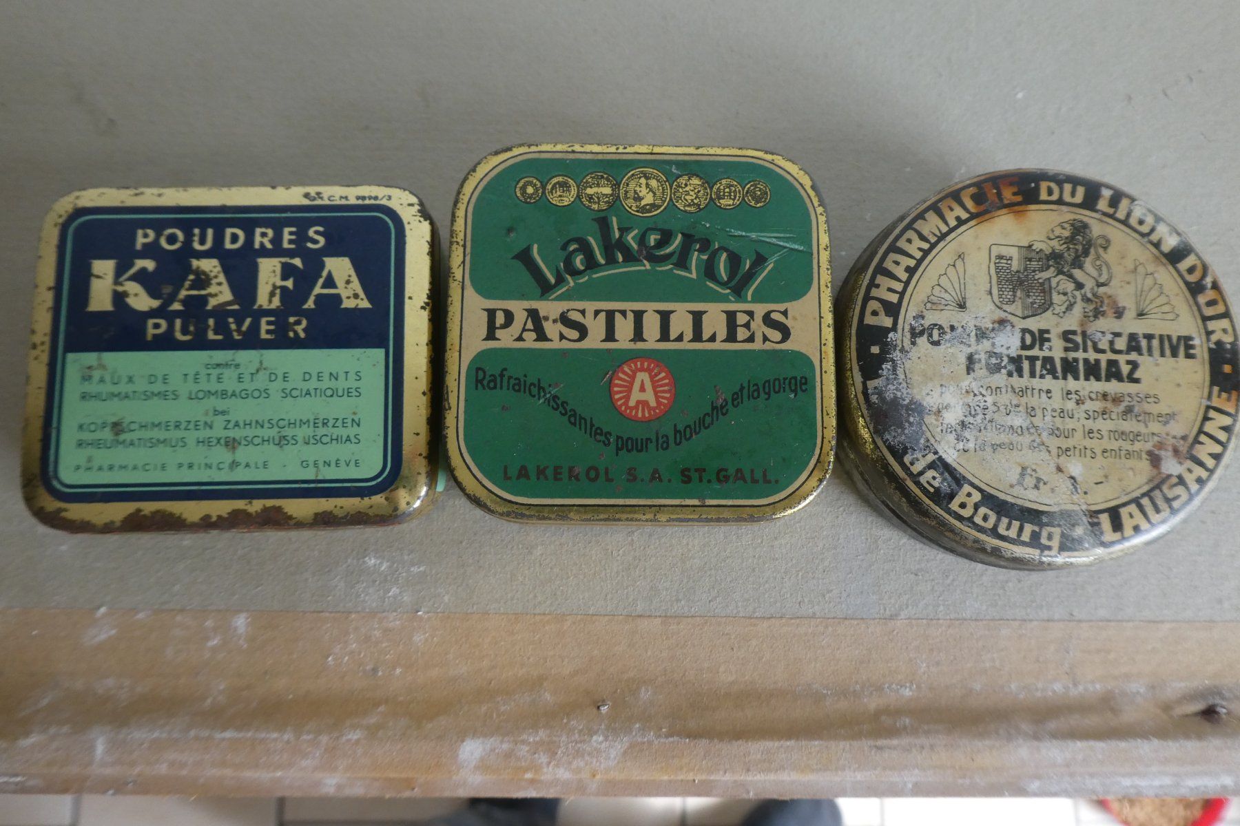 Barattoli: 3 boites ancienne fer – Usato da Fontaines NE venduto da monloisir