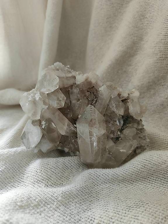 Minéraux & Lithothérapie: Amas Quartz – Neuf (Voir description) à Genève par yam_vm9m