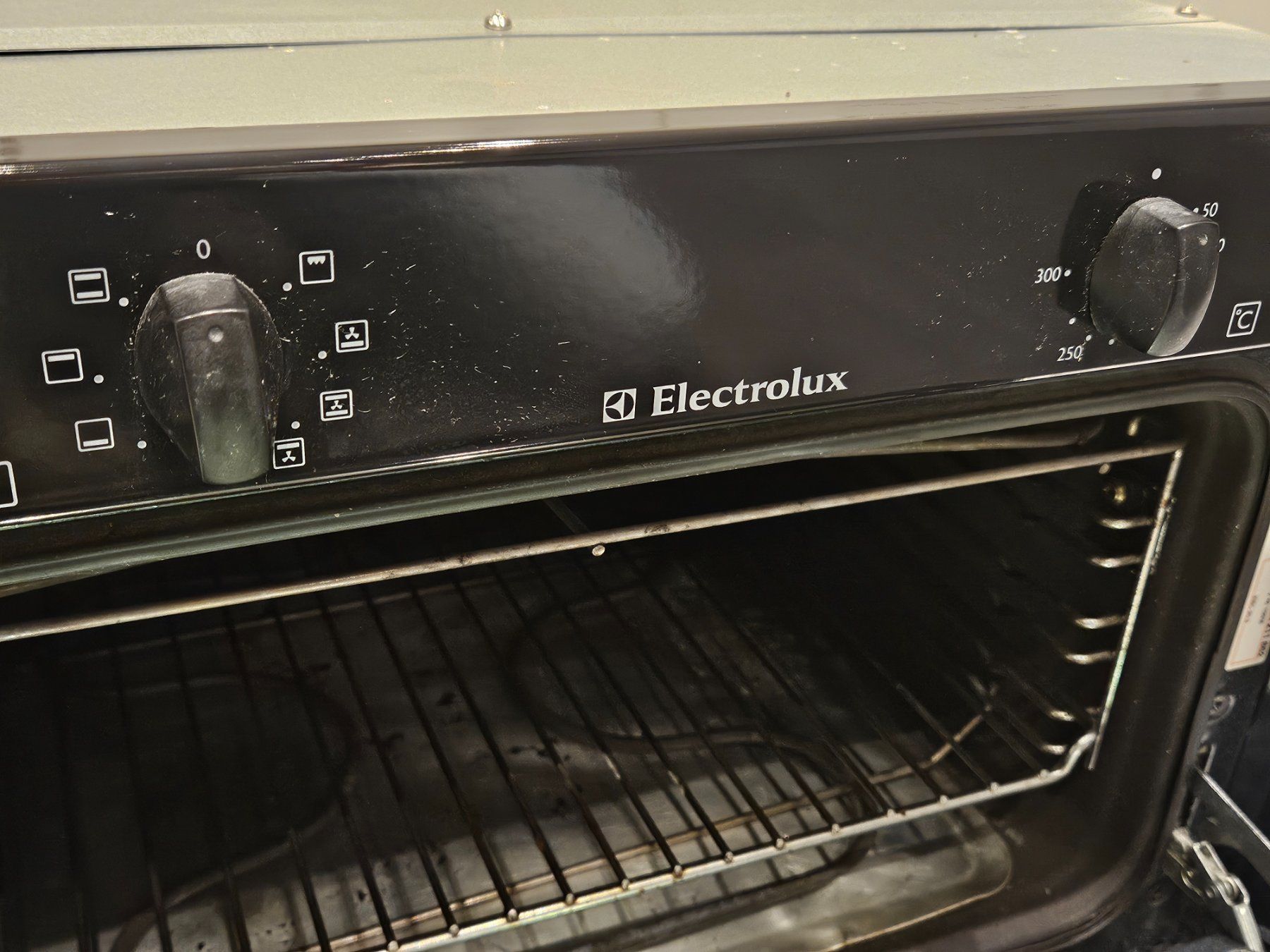 Electrolux Backöfen: Electrolux Backofen – Gebraucht aus Bronschhofen von weefs 2