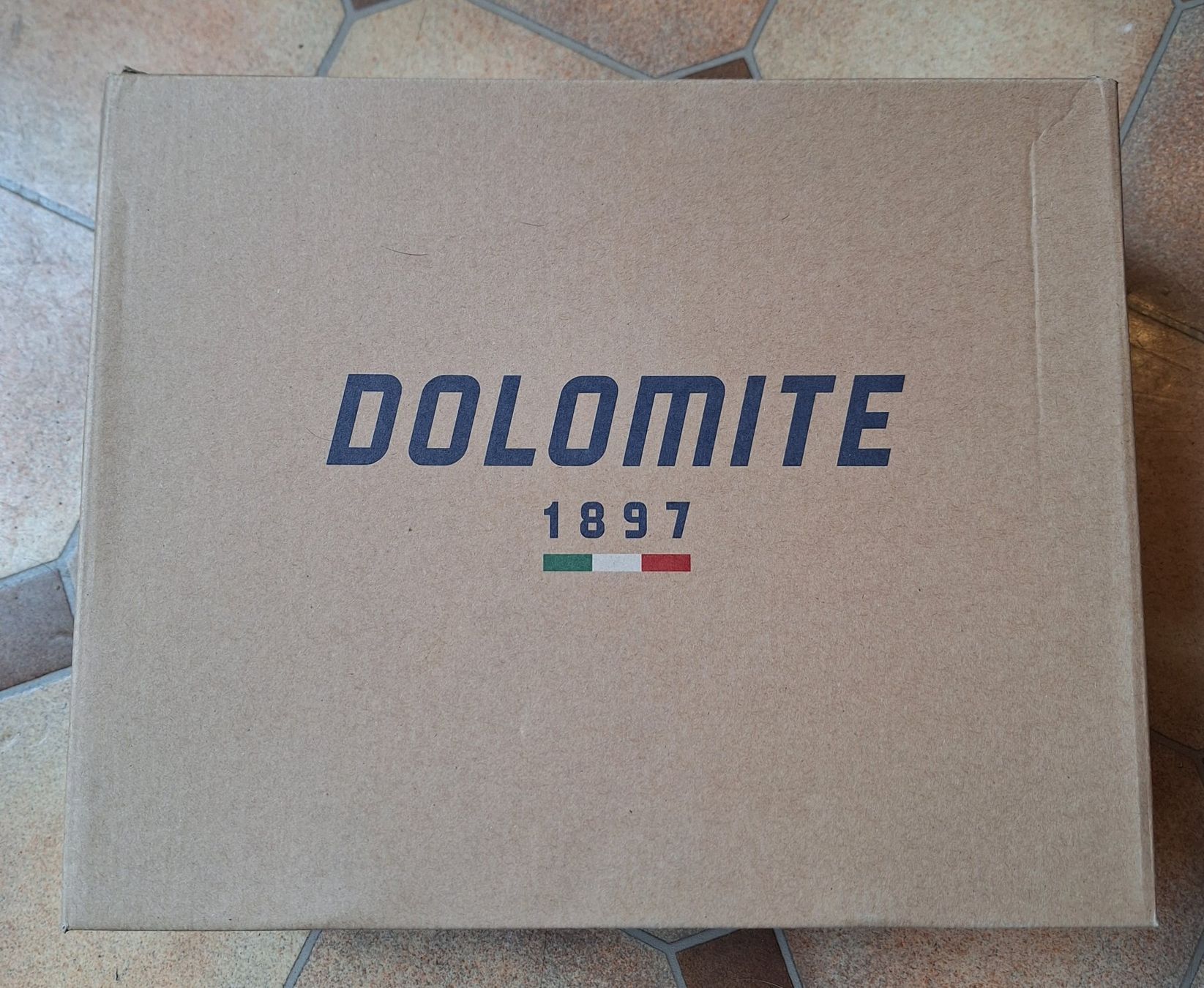 Dolomite Scarpe da uomo: Dolomite – Nuovo e nell'imballaggio originale da Basel venduto da OnutWOODLAND