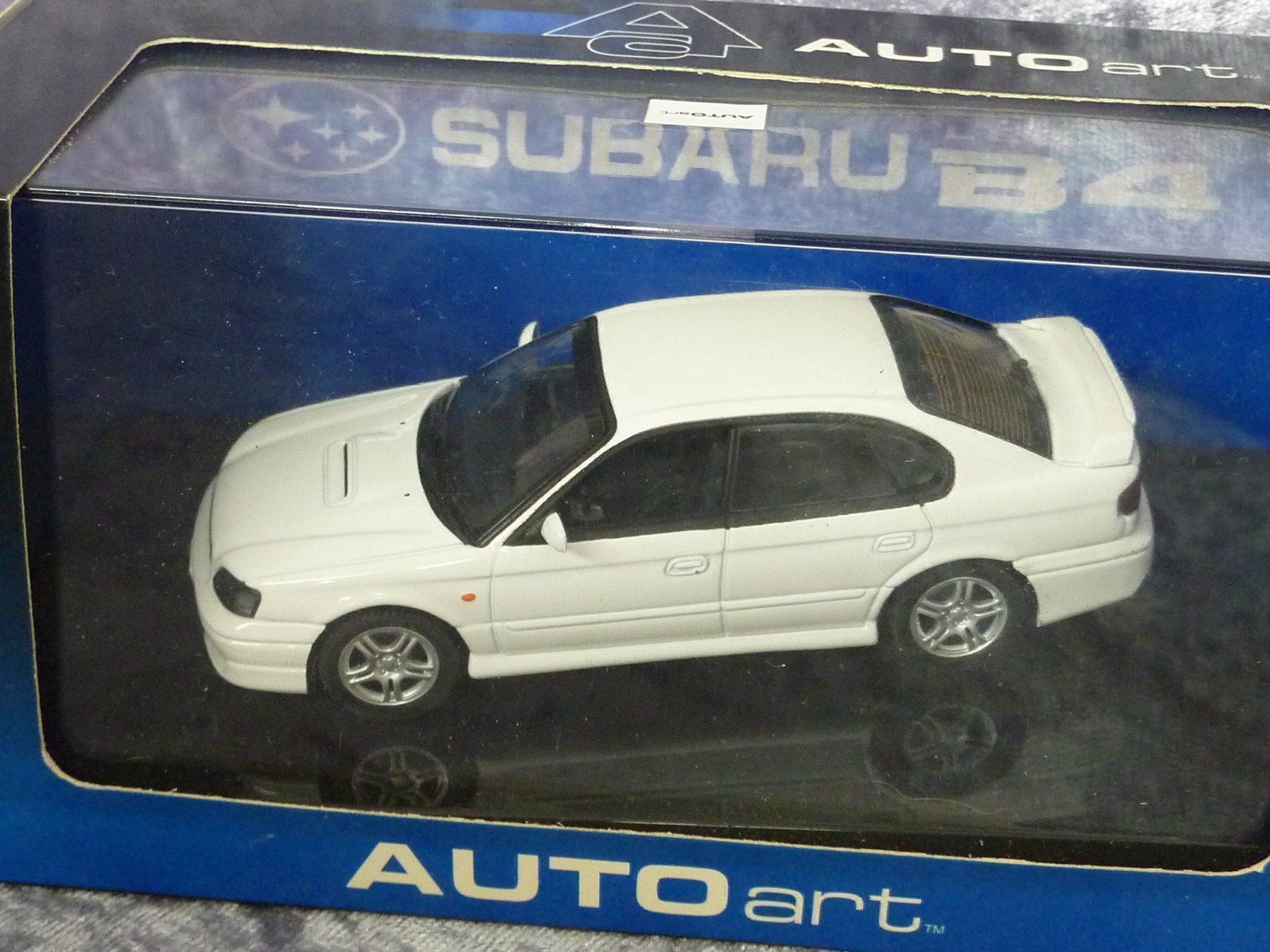 Autoart Modellini d'auto: Subaru Legacy B4 1:43 – Nuovo e nell'imballaggio originale da Dürrenäsch venduto da modellautos4you 1