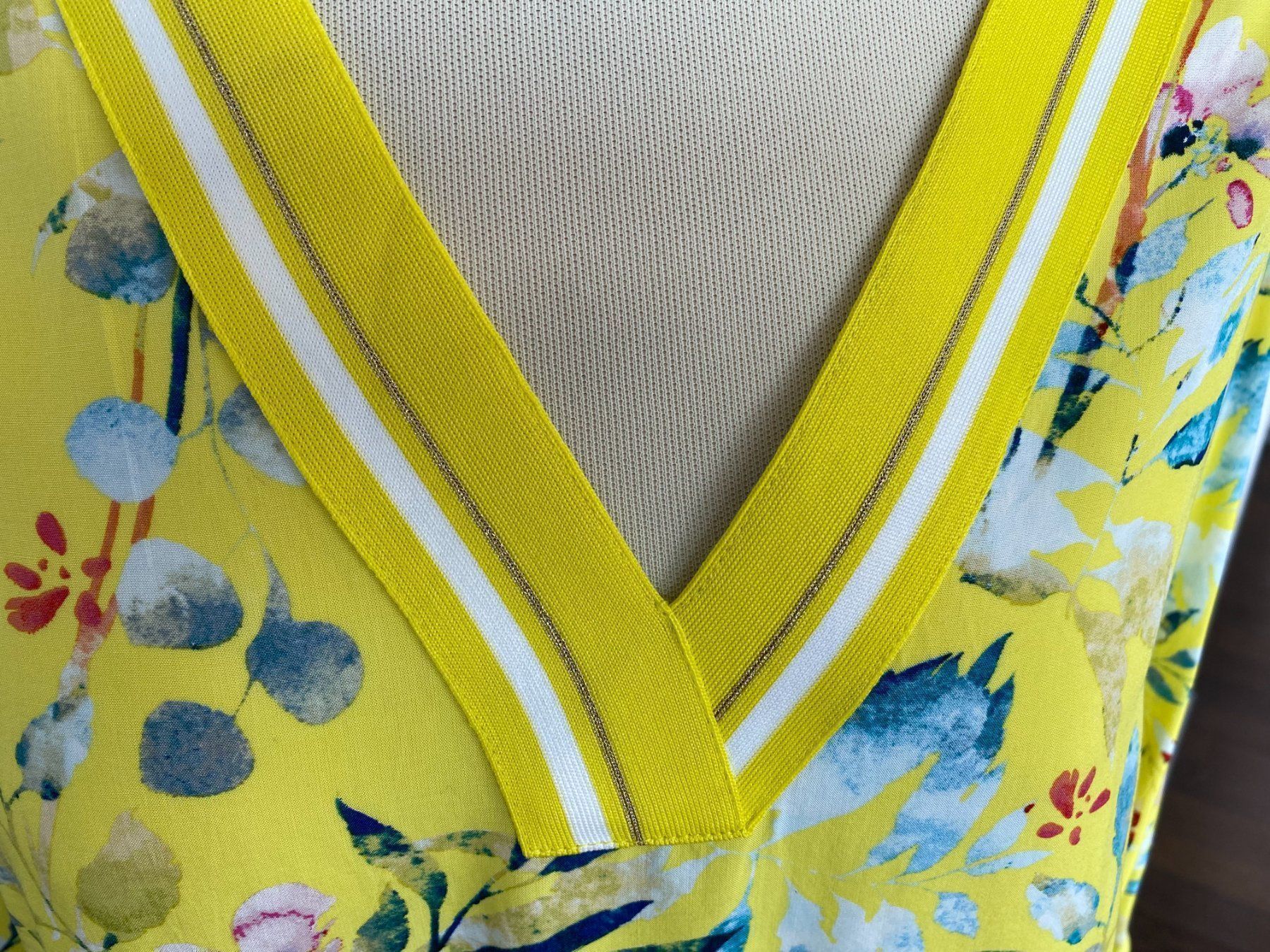 Blusen: S.Oliver Bluse Sommer pur Gr. 36 Neu mit Etikette – Gebraucht aus Füllinsdorf von Sunnebliemli7 4